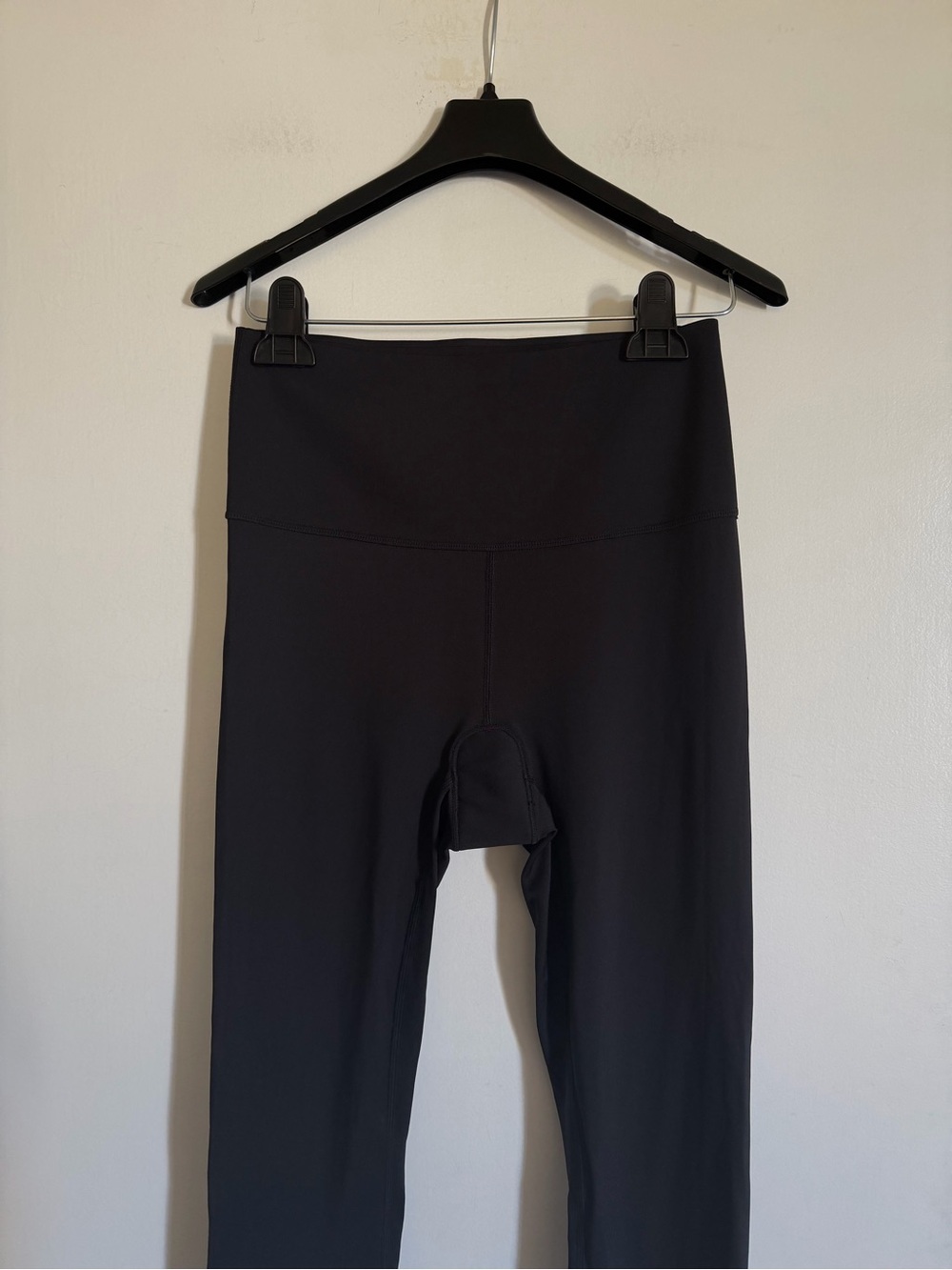 KNIX Black Coverage Lifting Contouring Fabric Leggings size Medium EUC - Picture 5 of 11